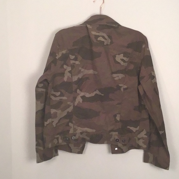 Levi Strauss & co camel jean jacket, size medium - Picture 6 of 7